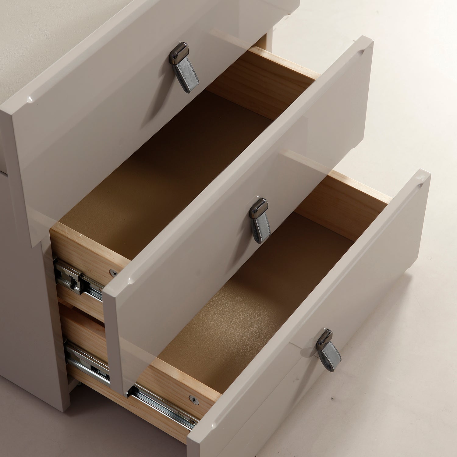 Aria Mirror Vanity Set