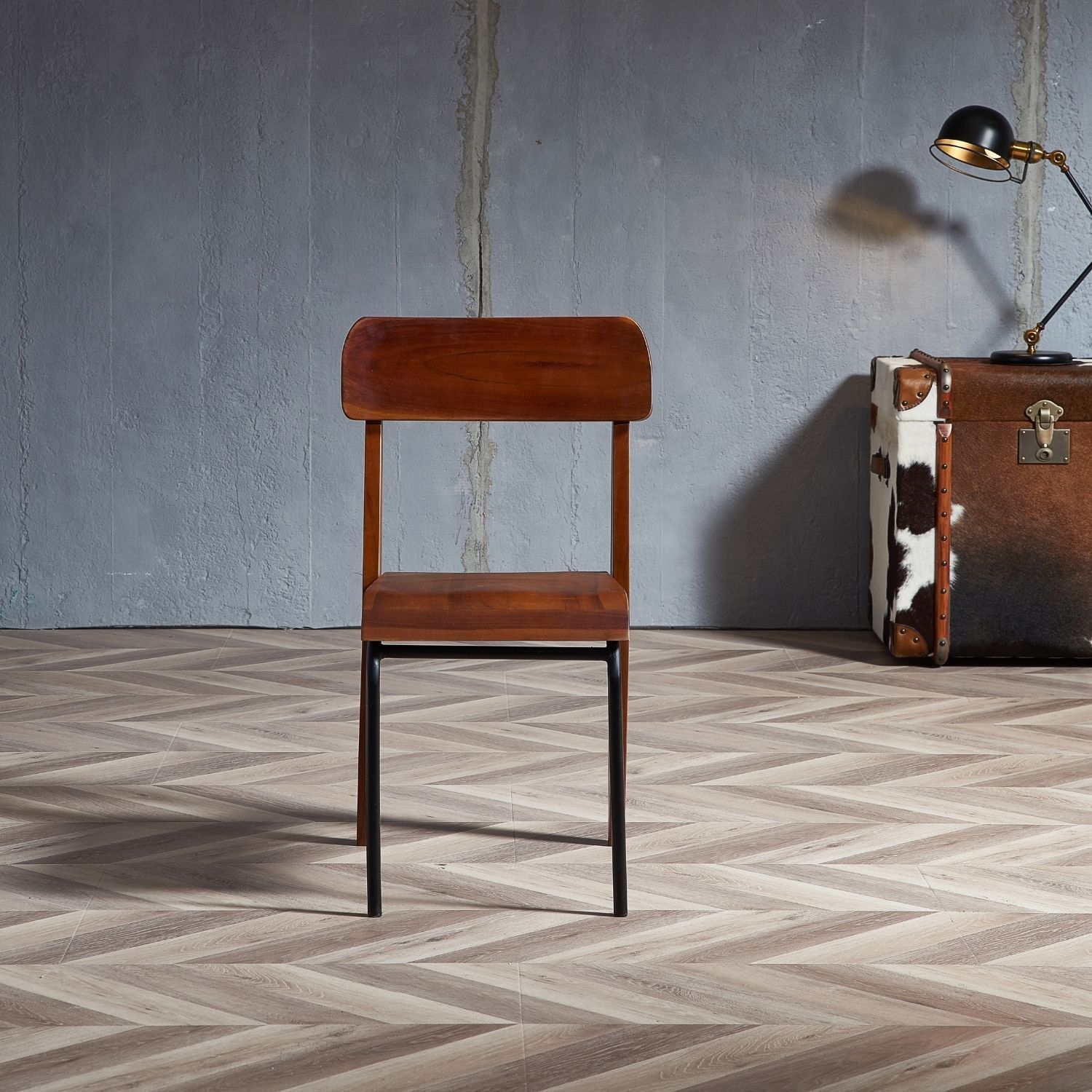 Vitruvian Chair Chair Foundry