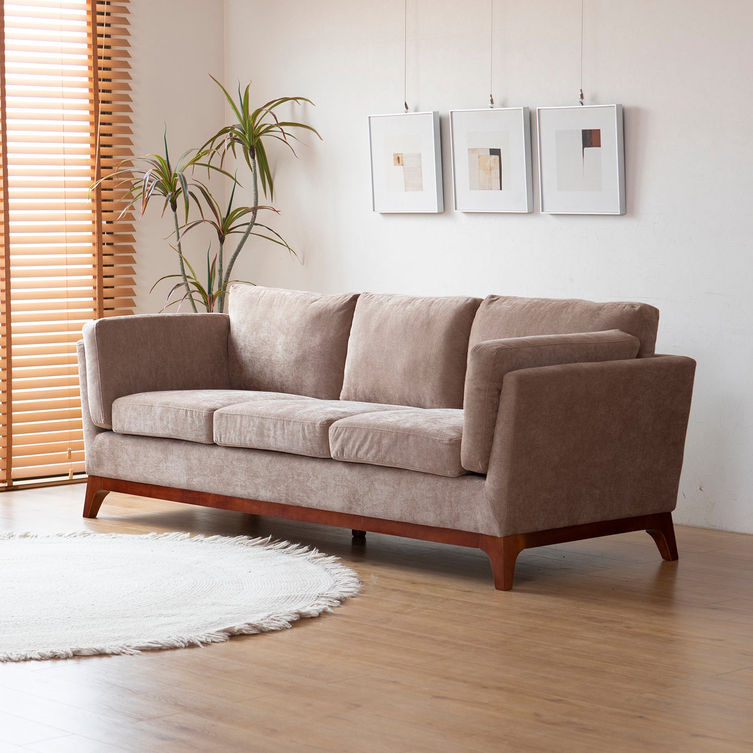 Valmoana Sofa