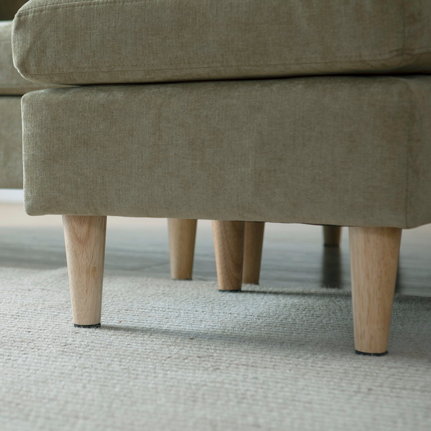 Valolam Compact Sectional