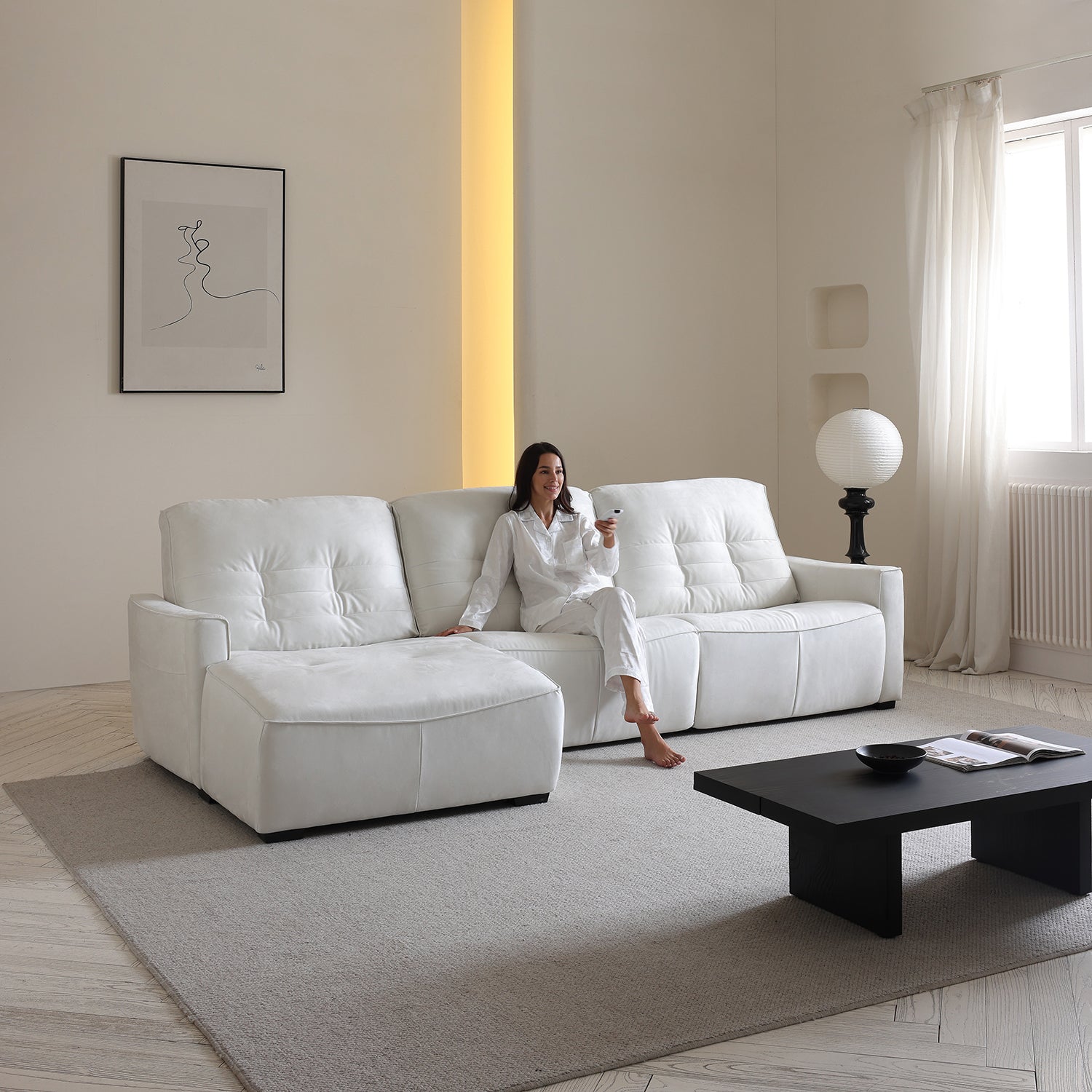 Intimo Recliner Sofa