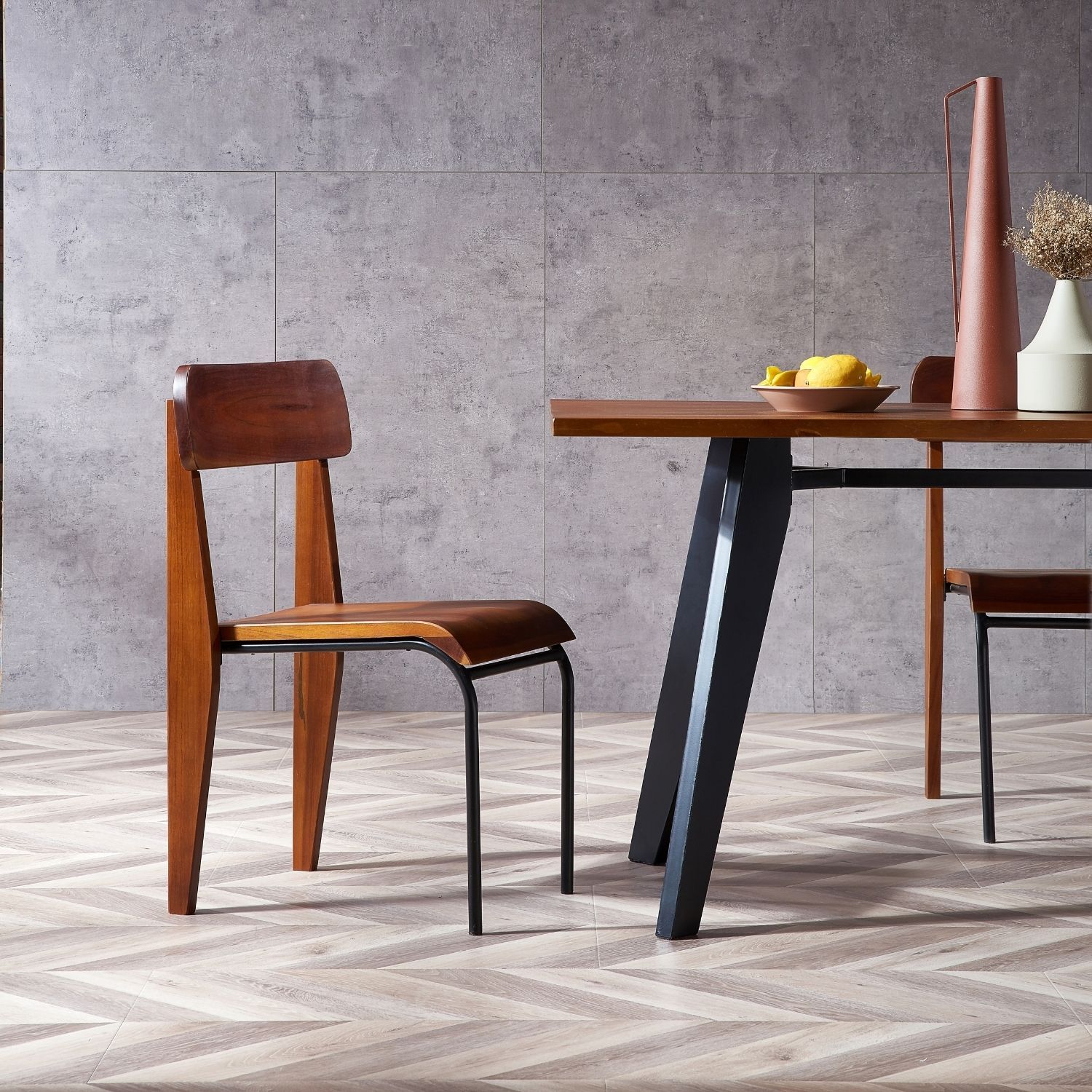 Vitruvian Chair Chair Foundry