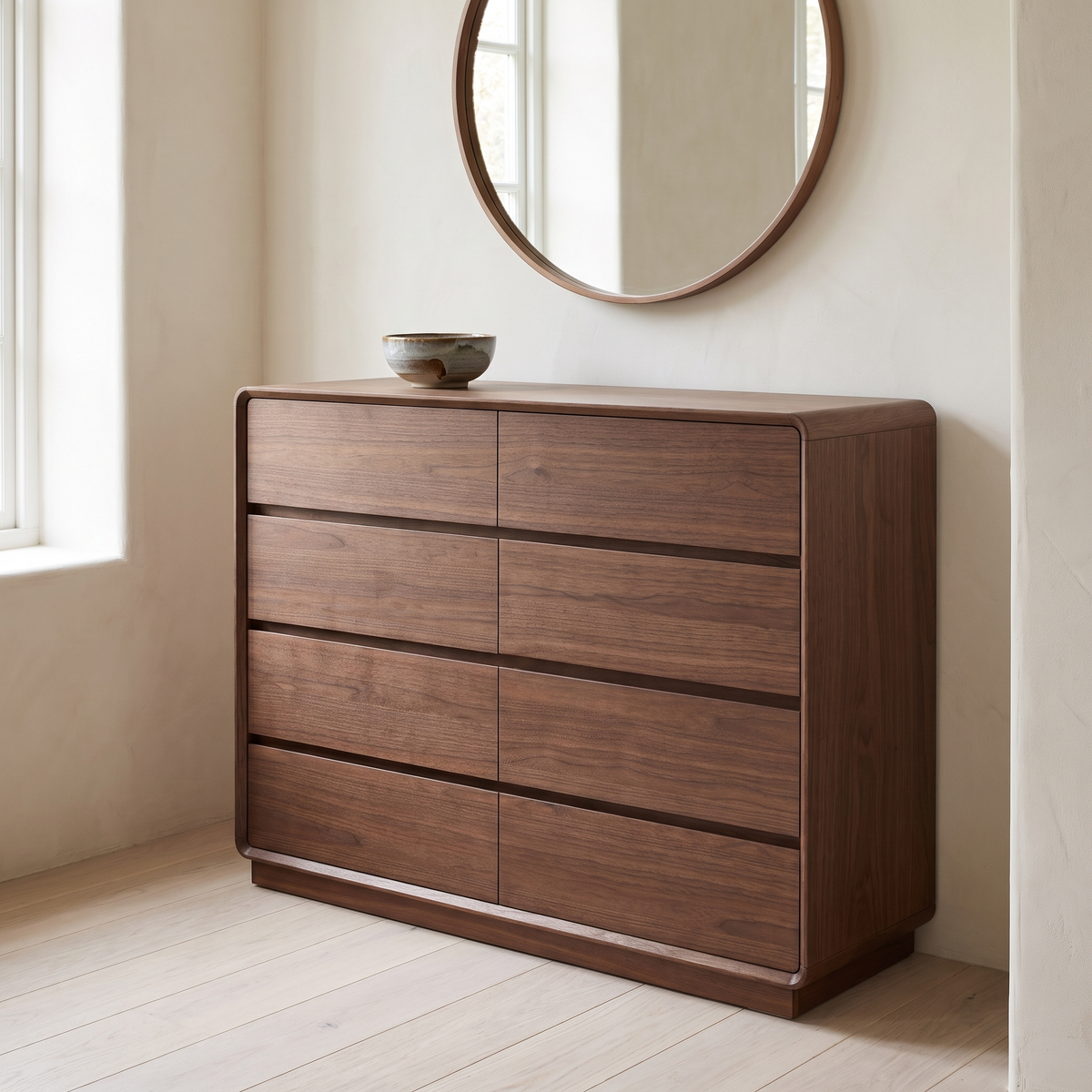 Wailea Wide Chest - Valyou