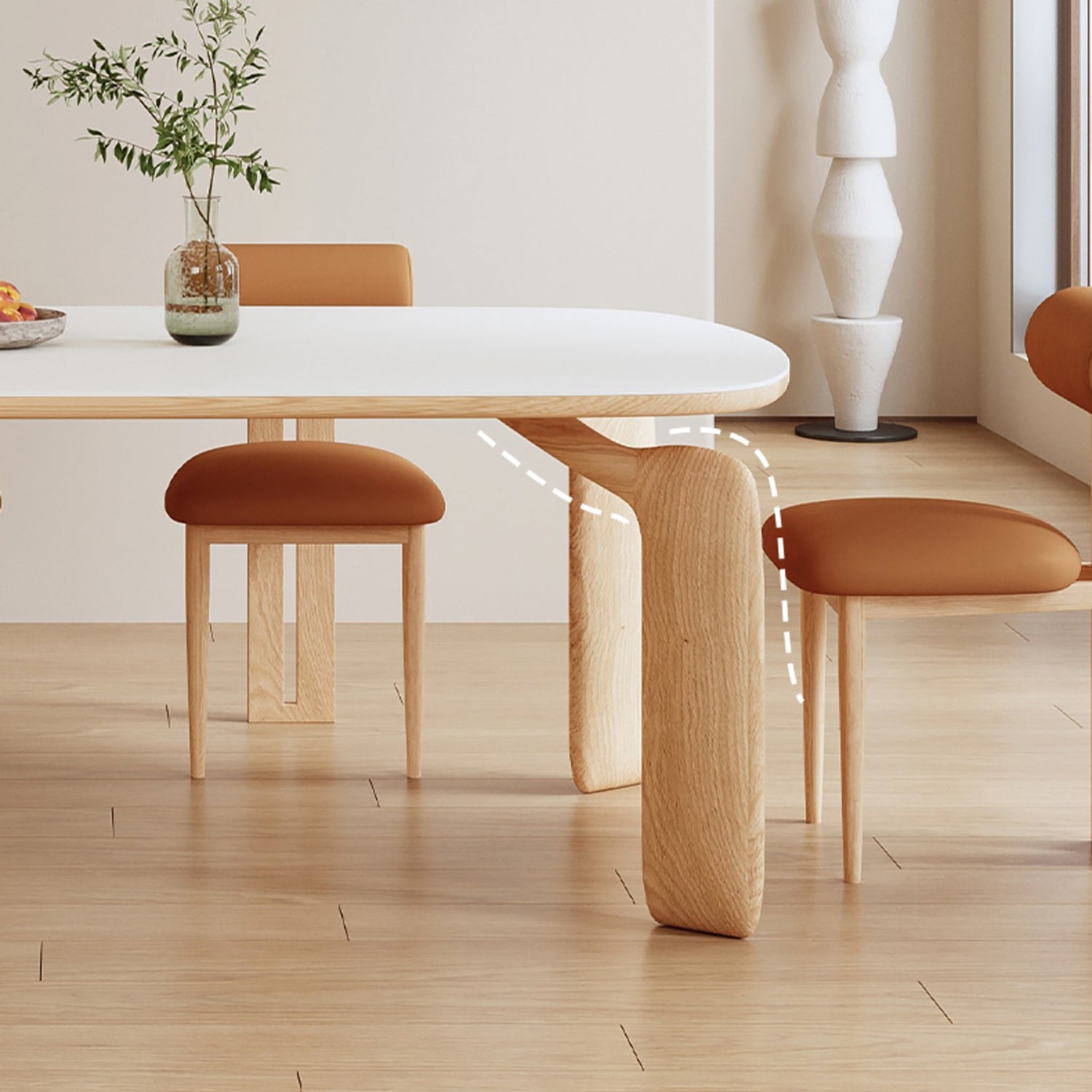 Everly Dining Table