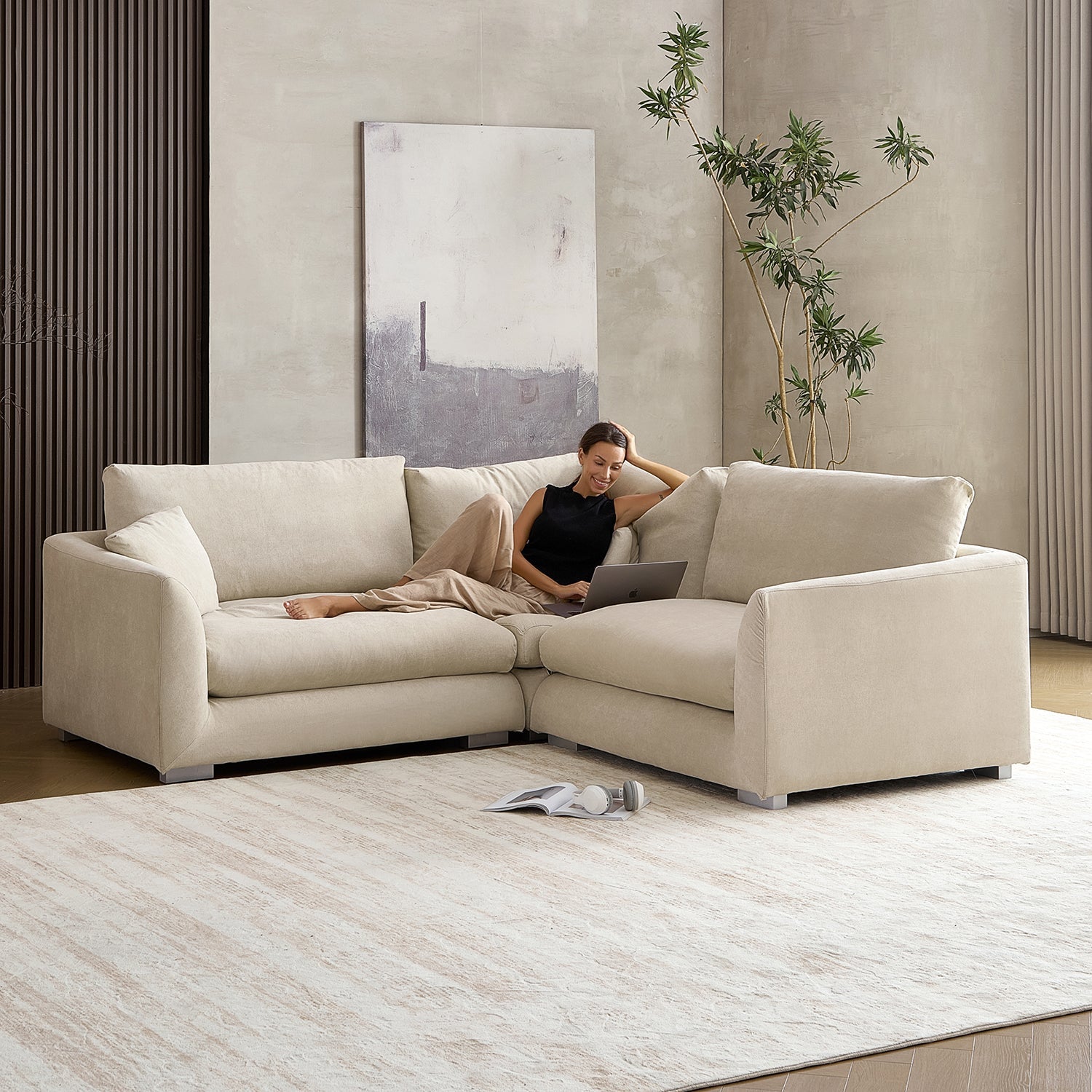 Feathers L Sectional