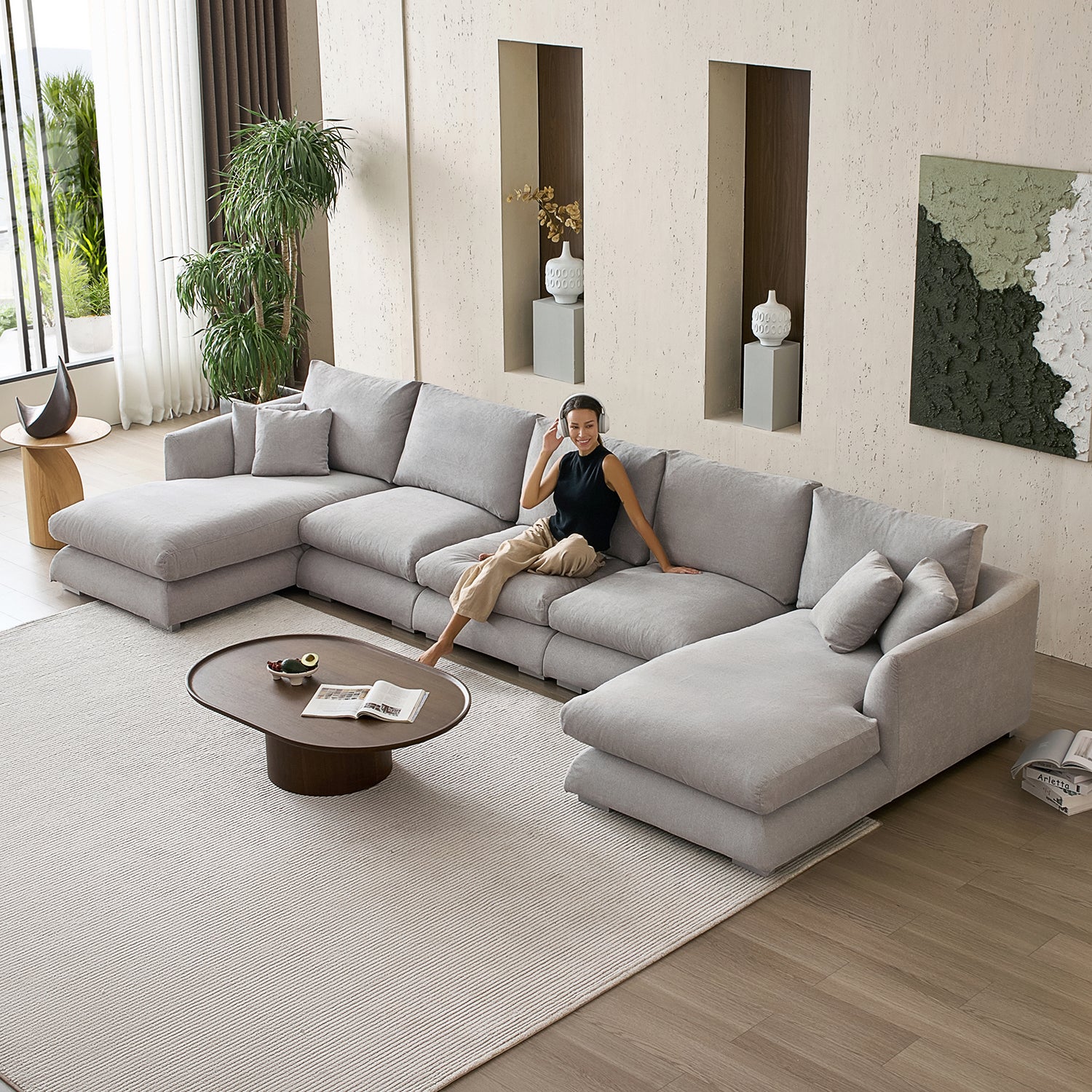 Feathers U-Sectional