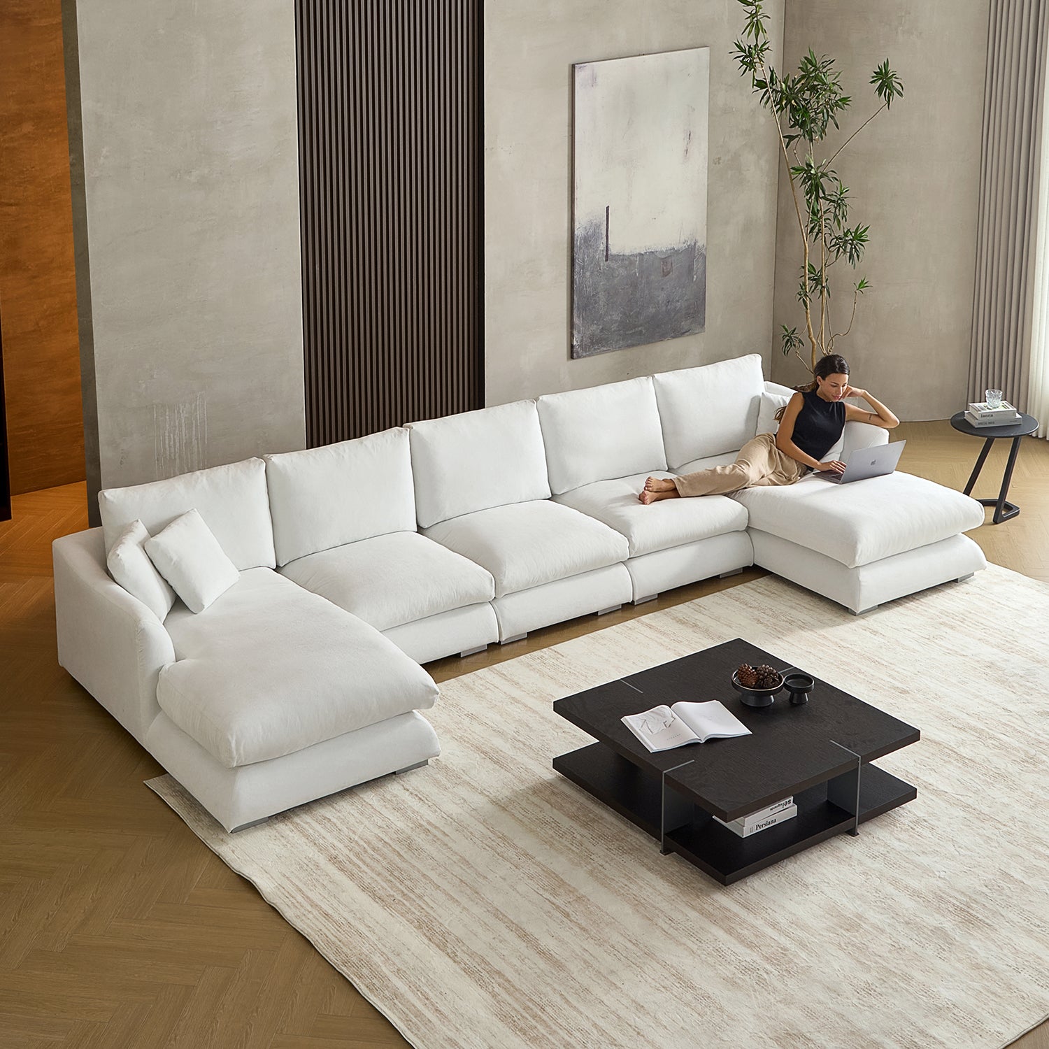 Feathers U-Sectional