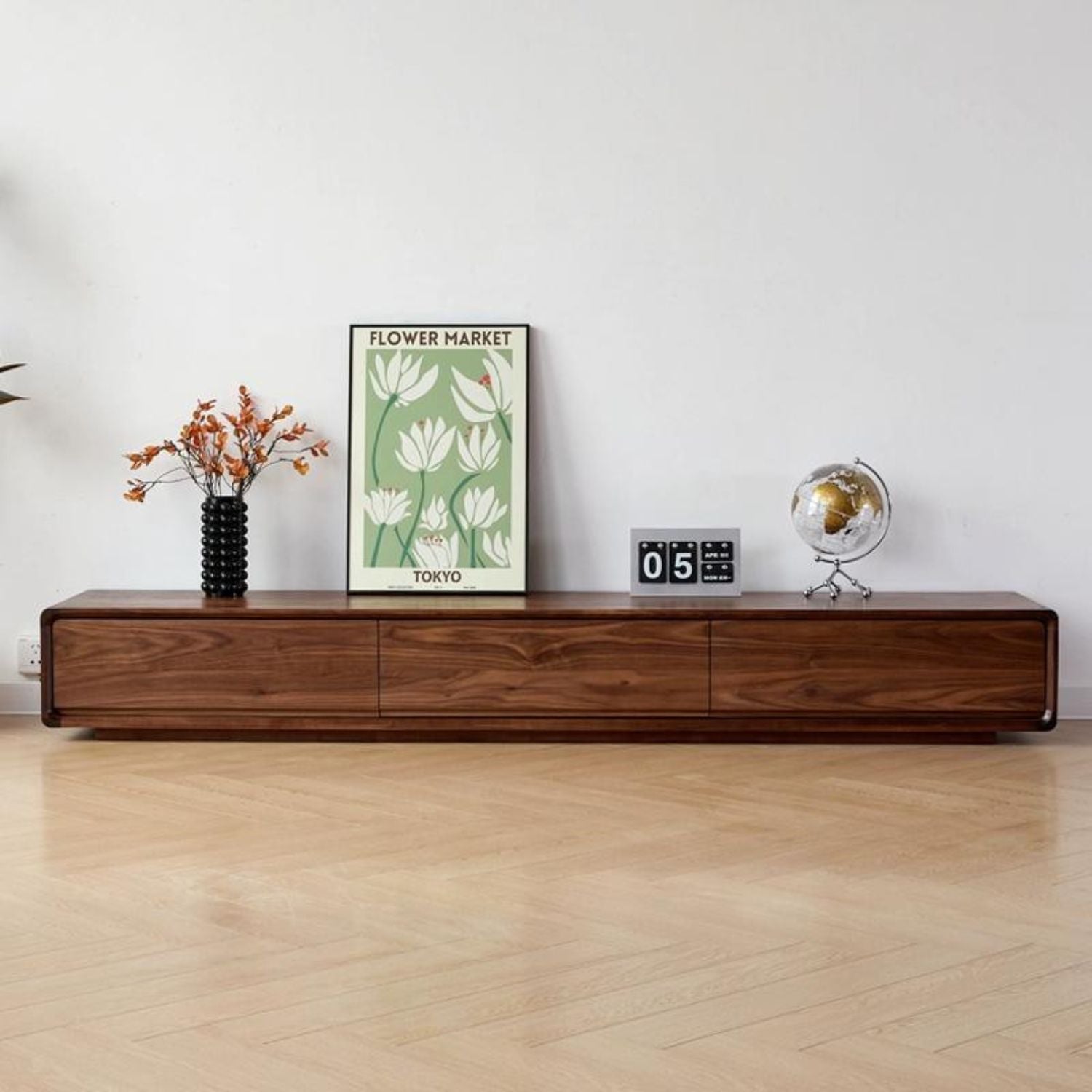 Amaya Living Room Set
