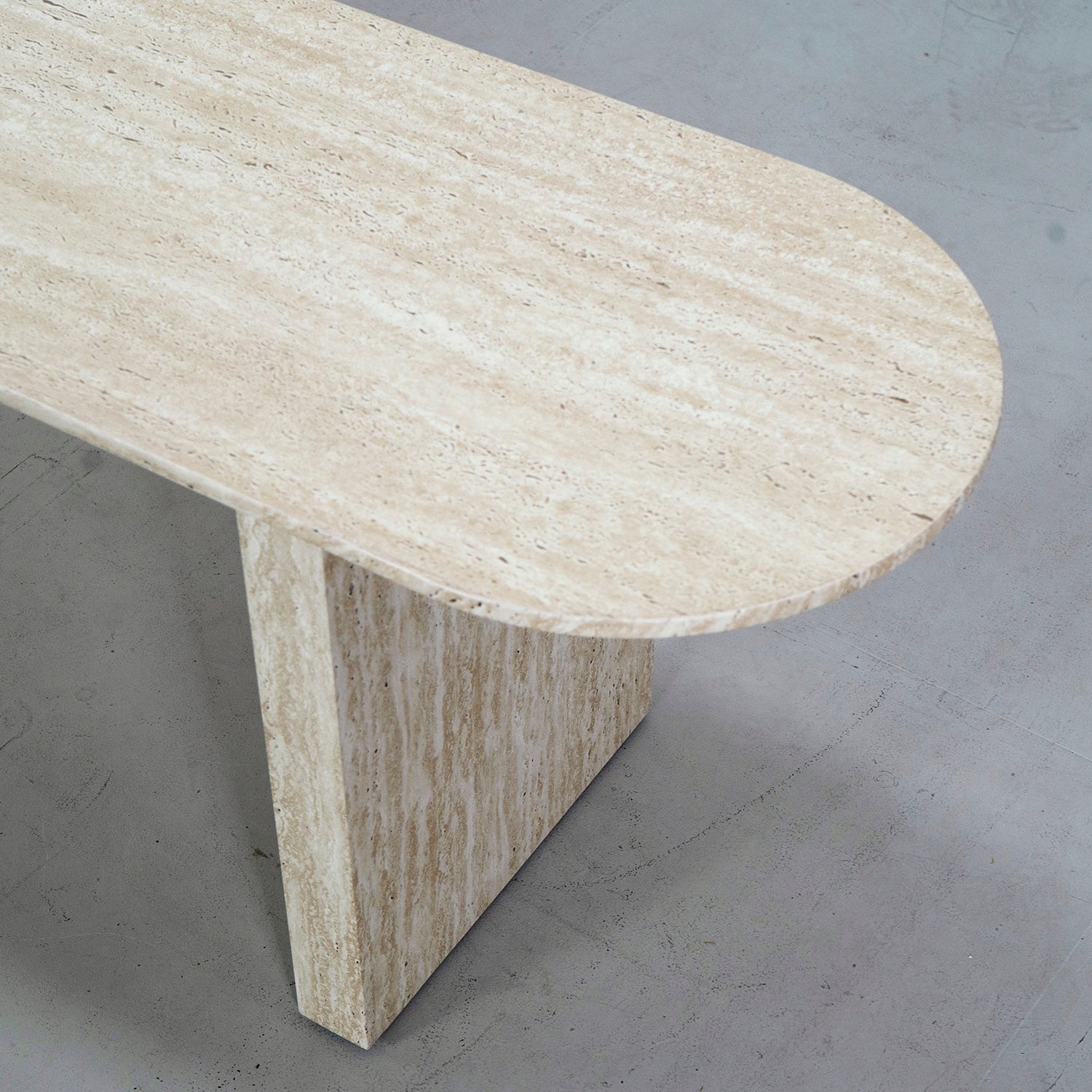 Makana Dining Table