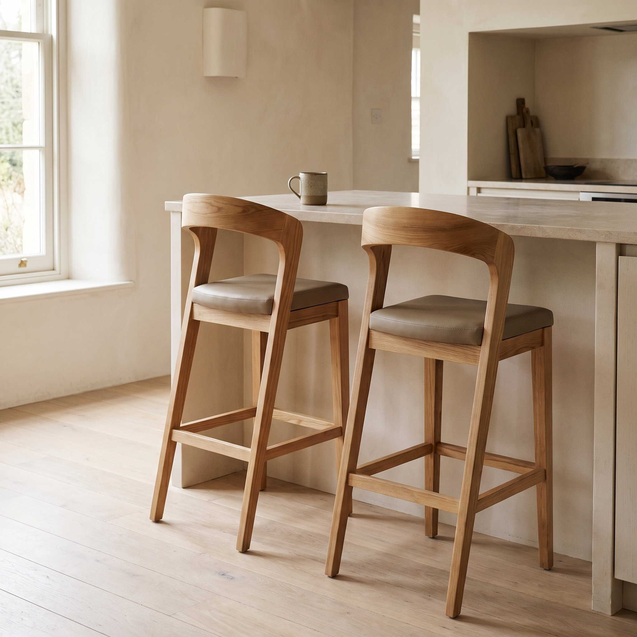 Waialua Bar Stool - Valyou