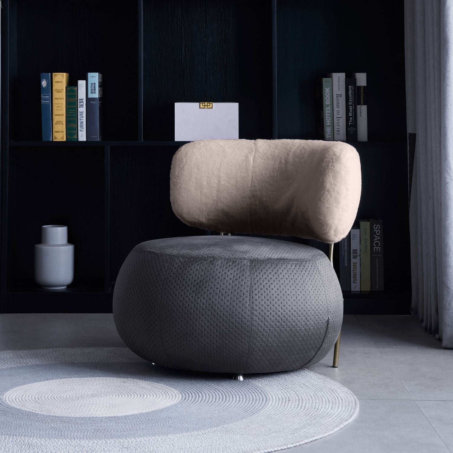 Valxa Accent Chair